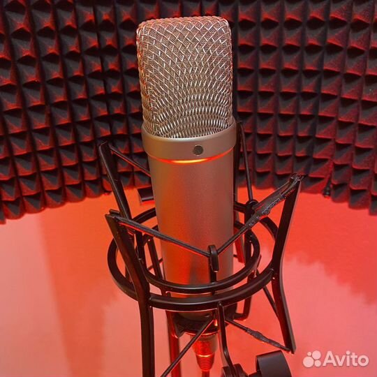 Первая студия звукозаписи самообслуживания IZI REC