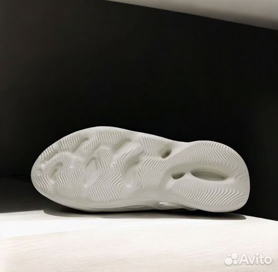Adidas Yeezy Foam Runner