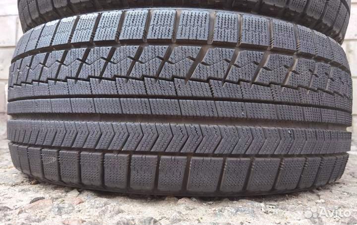 Bridgestone Blizzak VRX 225/50 R17 99W
