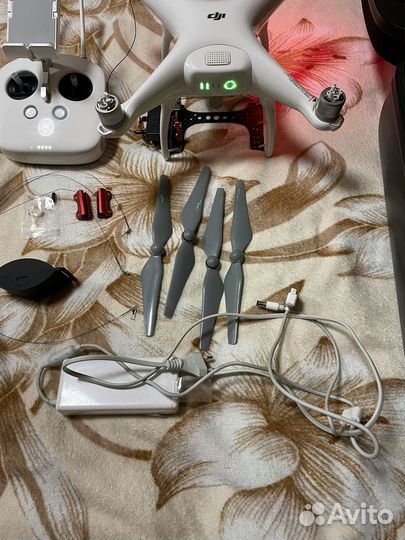 Квадрокоптер dji phantom 4