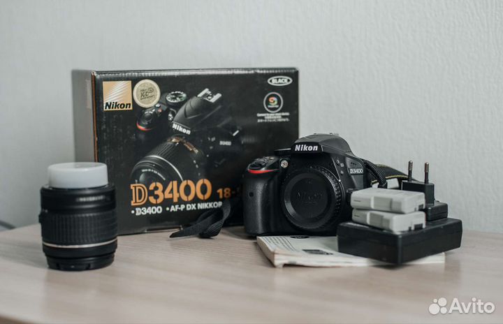 Зеркальный фотоаппарат Nikon D3400