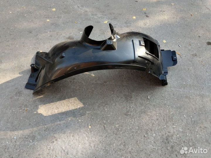 Подкрылок Mercedes A W176 2012-2015