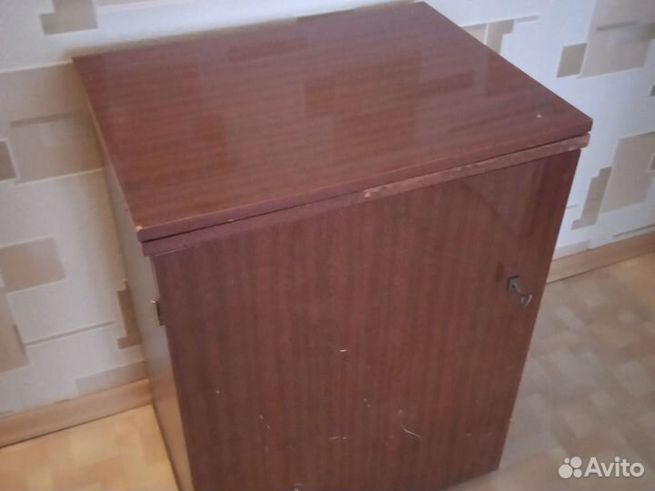 Швейная машина чайка 142м бу