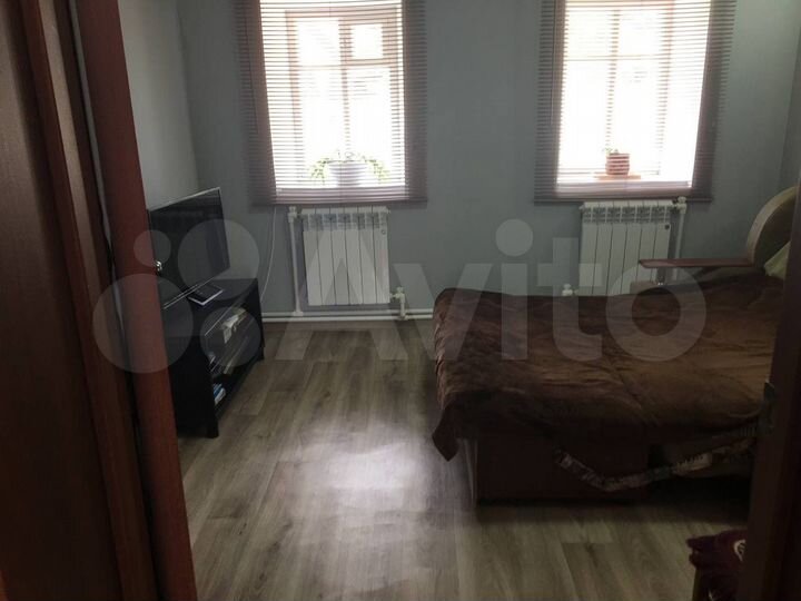 Дом 56 м² на участке 9 сот.