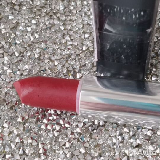 Помада Maybelline 970