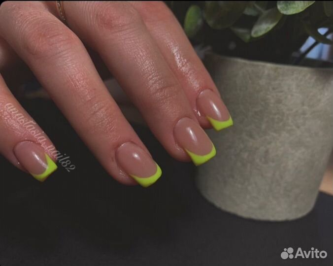 Наращивание ногтей