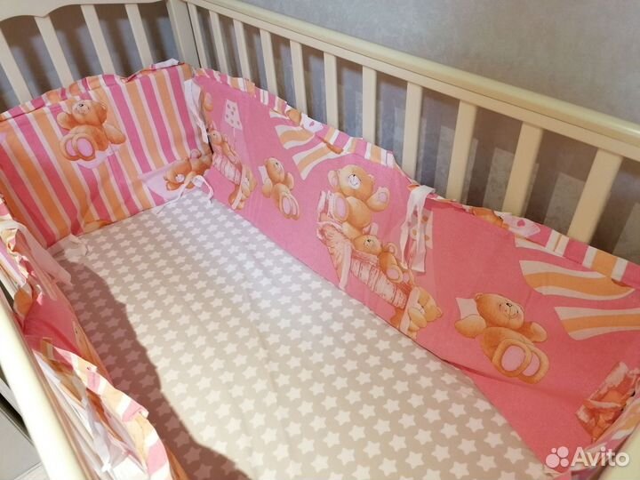 Бортики в кроватку новые