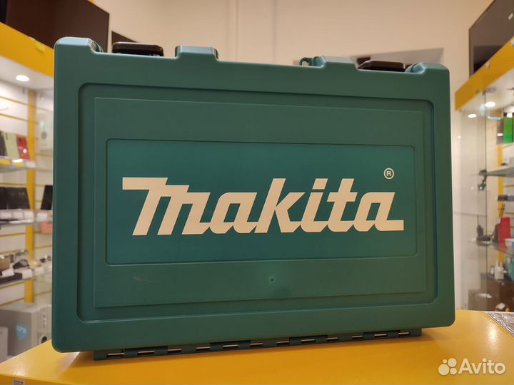 Перфоратор Makita HR2470 (фа8)