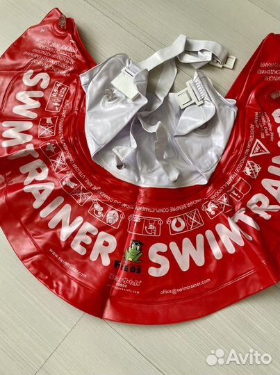 Надувной круг Swimtrainer красный