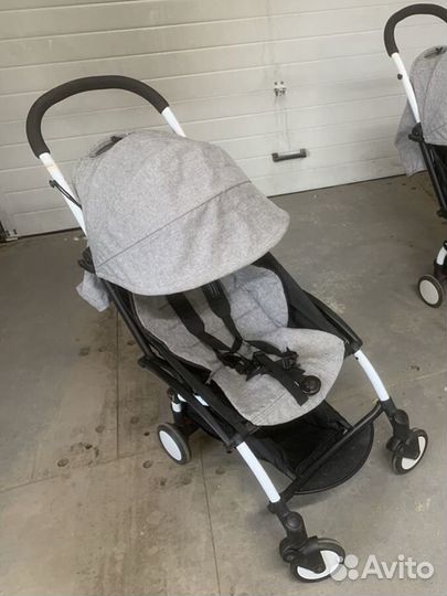 Прогулочная коляска yoya