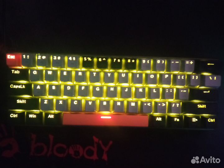 Игровая механическая клавиатура