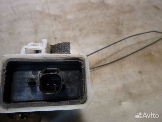 Замок двери передней левой mitsubishi space star space star 1998-2004