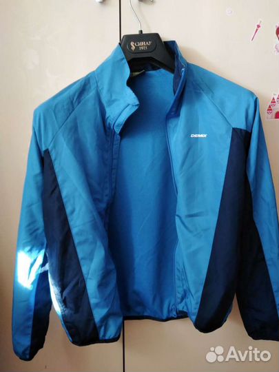 Костюм спортивный