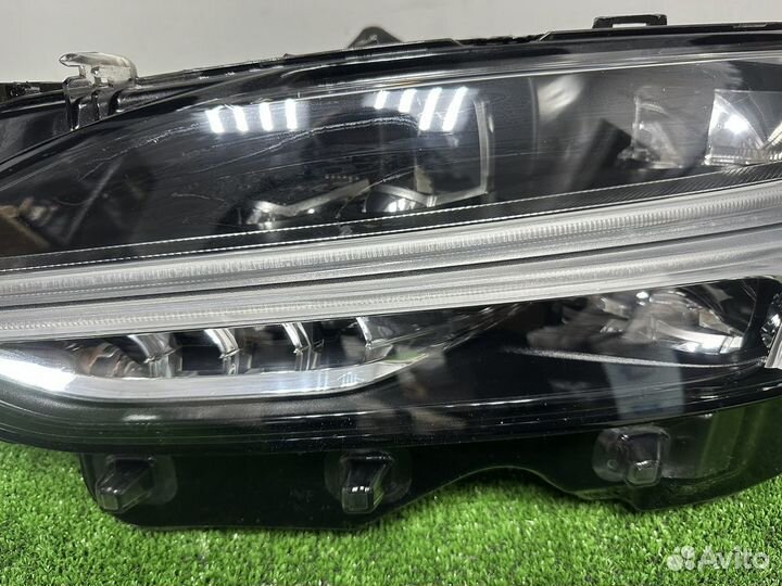 Фара левая Volvo S90 2 / V90 16-22 LED с Блоками