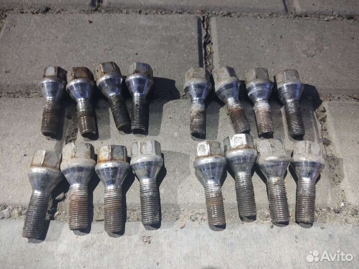 Болт колесный м12х1.25 19 головка Пежо 206