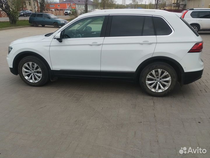 Volkswagen Tiguan 2.0 AMT, 2016, 155 300 км