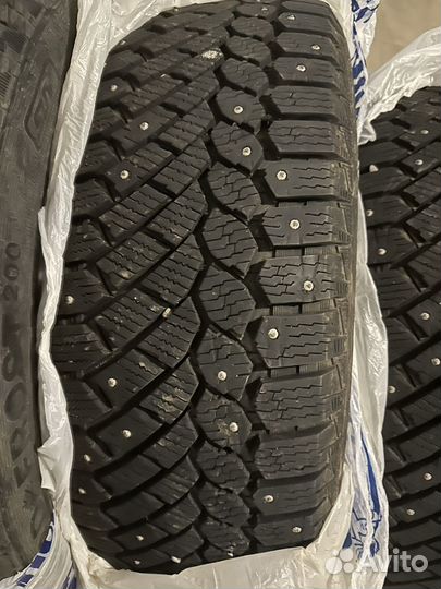 Gislaved Nord Frost 200 SUV ID 215/60 R17