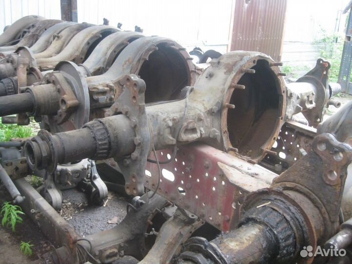 Корпус заднего моста R780 1413993 ADA1100 барабан