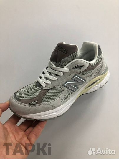 New Balance 990