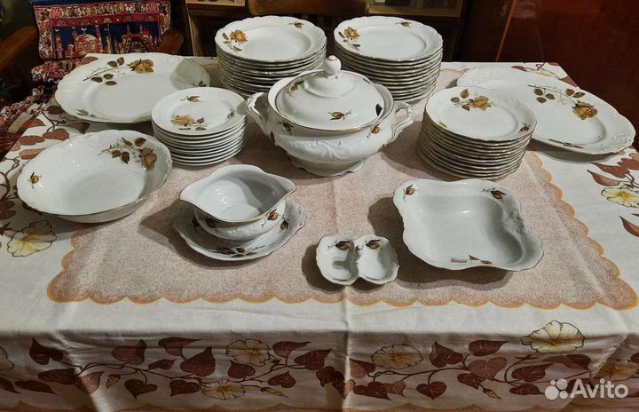 Столовый сервиз Польша 60-е гг, 79 предметов