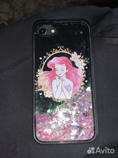 Чехлы на iPhone 8