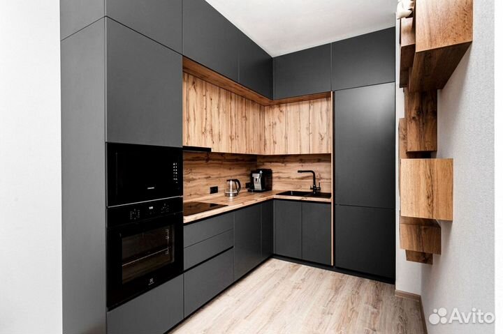 Кухня в потолок на заказ