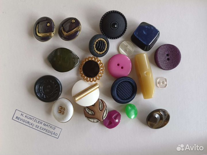 Пуговицы