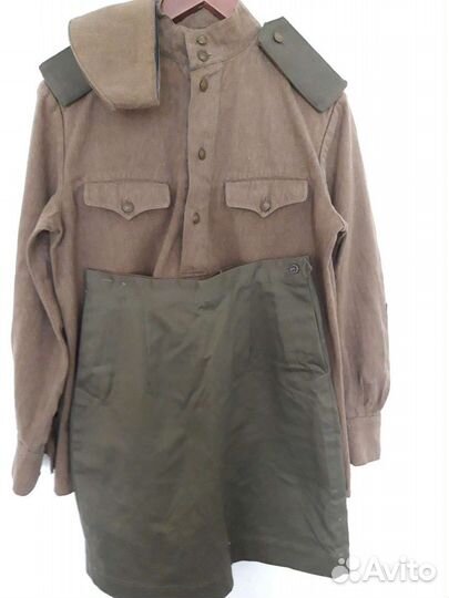 Юбка военная, гимнастерка, пилотка