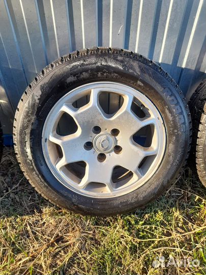 Roadstone Winguard 255/55 R18 109T