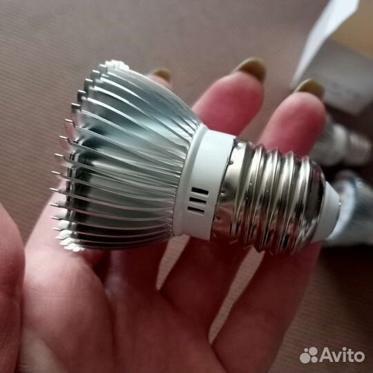 Лампочки для растений розовый свет E27