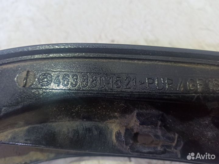 Накладка заднего крыла правого