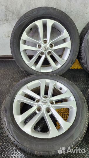 R17 Колёса Nissan 5на114.3 Dia66.1