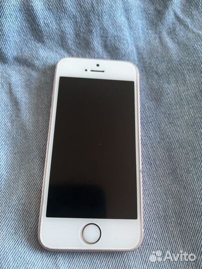 iPhone SE, 16 ГБ