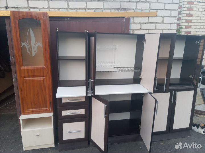 Кухонный гарнитур