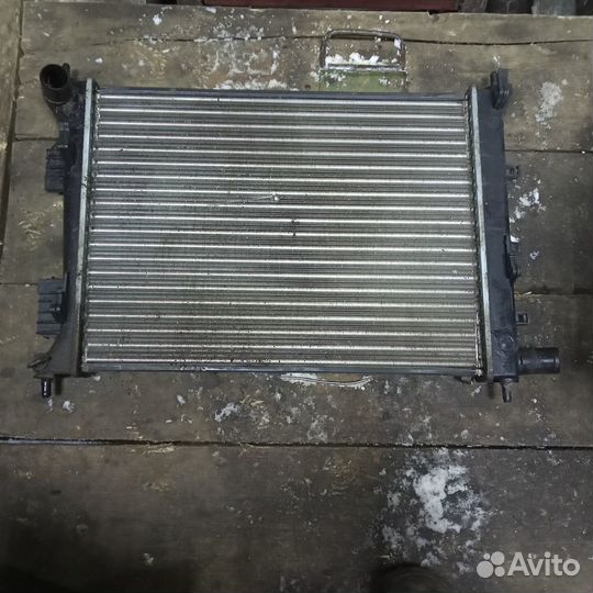 Радиатор охлаждения Hyundai Solaris (Солярис)