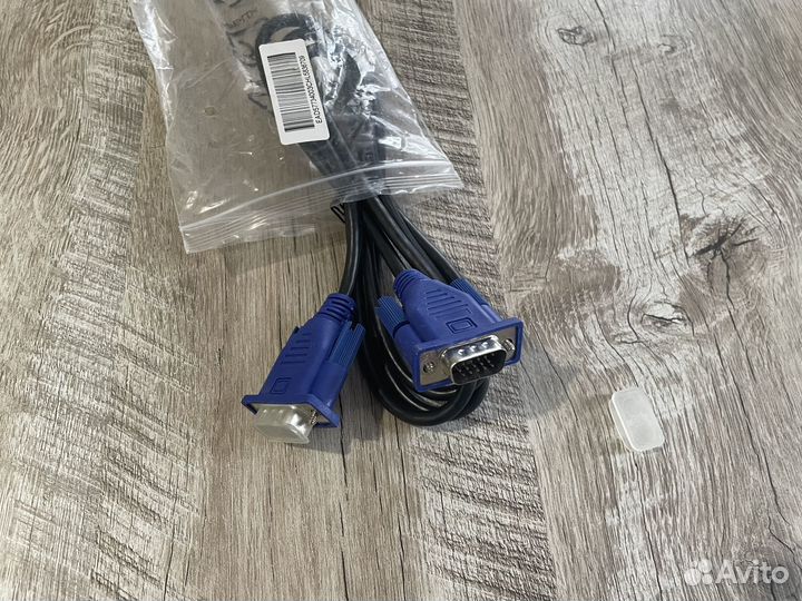 VGA кабель с ферритовыми кольцами