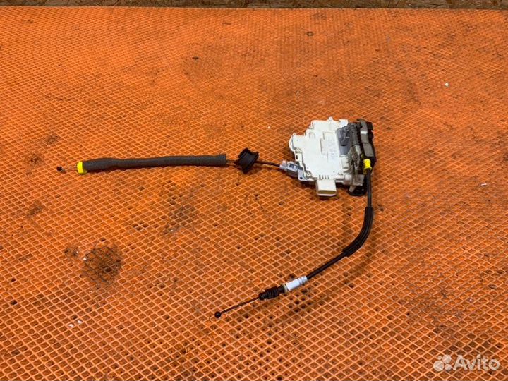 Замок двери Audi A6 C7 4G cgwb 2012