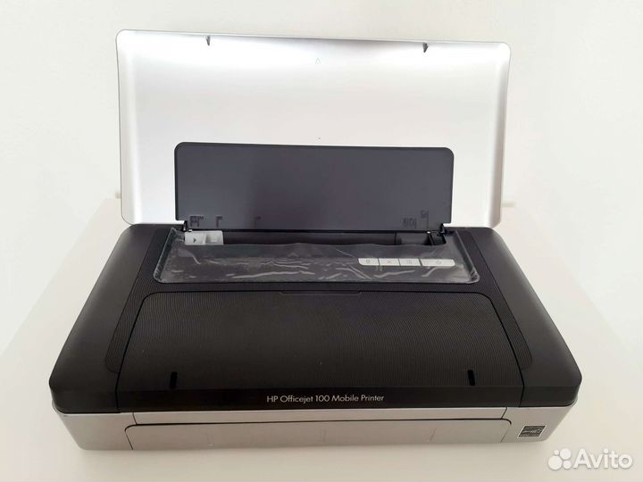 Принтер HP OfficeJet 100 Mobile Printer (CN551A)