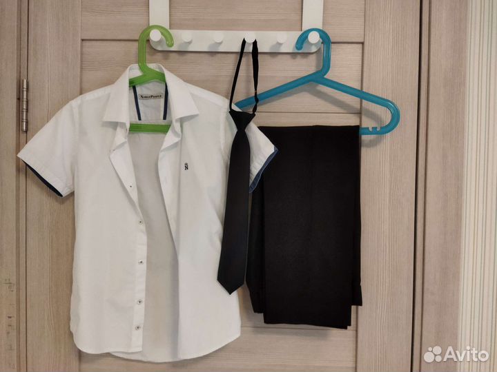 Школьная форма: рубашка, брюки и галстук 122