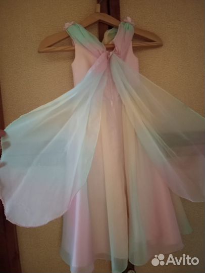 Праздничное платье для девочки