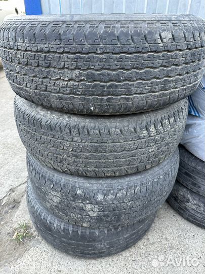 Bridgestone Dueler H/T 265/65 R17