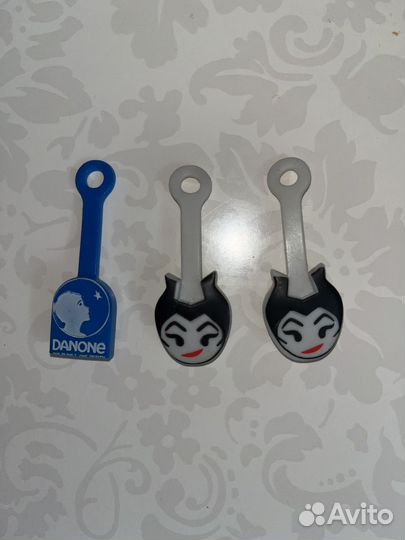 Магнитные буквы, пазлы, завры, скрепыши, бравлы