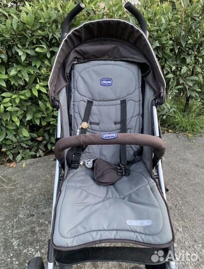 Прогулочная коляска chicco