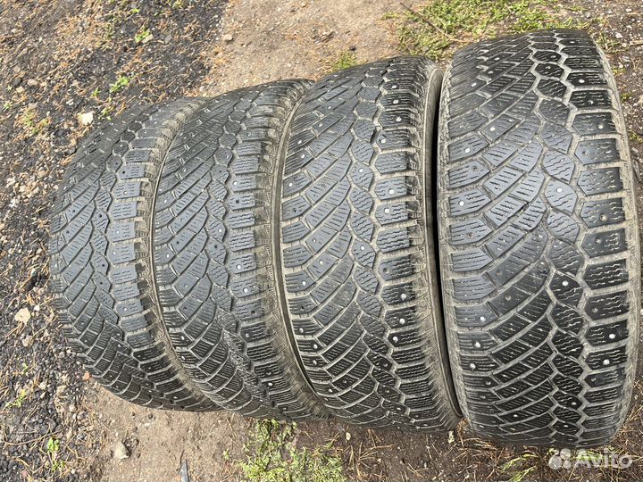 Continental ContiIceContact 4x4 225/65 R17