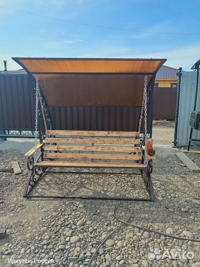 Садовая качеля