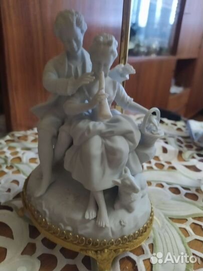 Лампа настольная