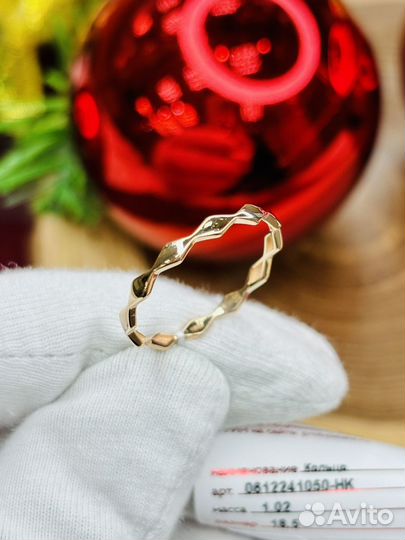 Золотое кольцо ромбиком в ассортименте 585