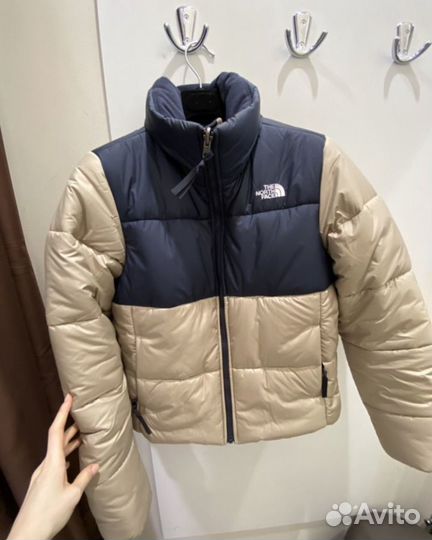 Пуховик женский 42 44