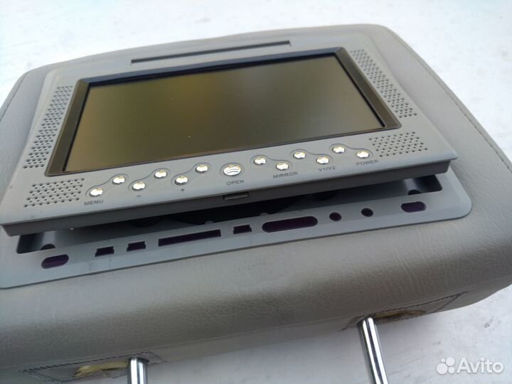 Подголовник с монитором