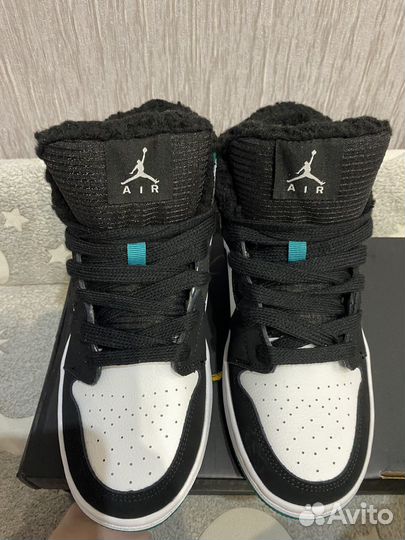 Кроссовки Jordan 38 размер